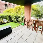 Chic One Bedroom With Parking&Terrace-Kir22